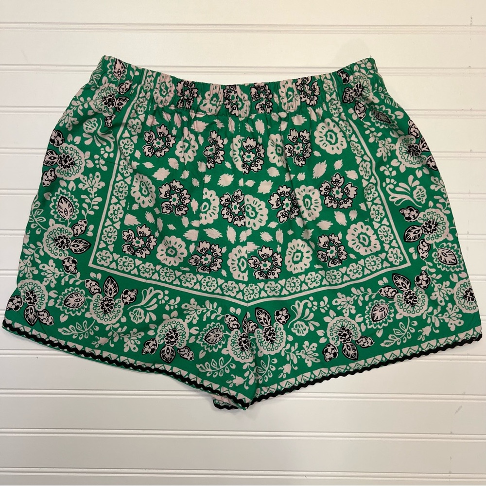 Zara Green Patterned Women Shorts - Picture 13 of 16